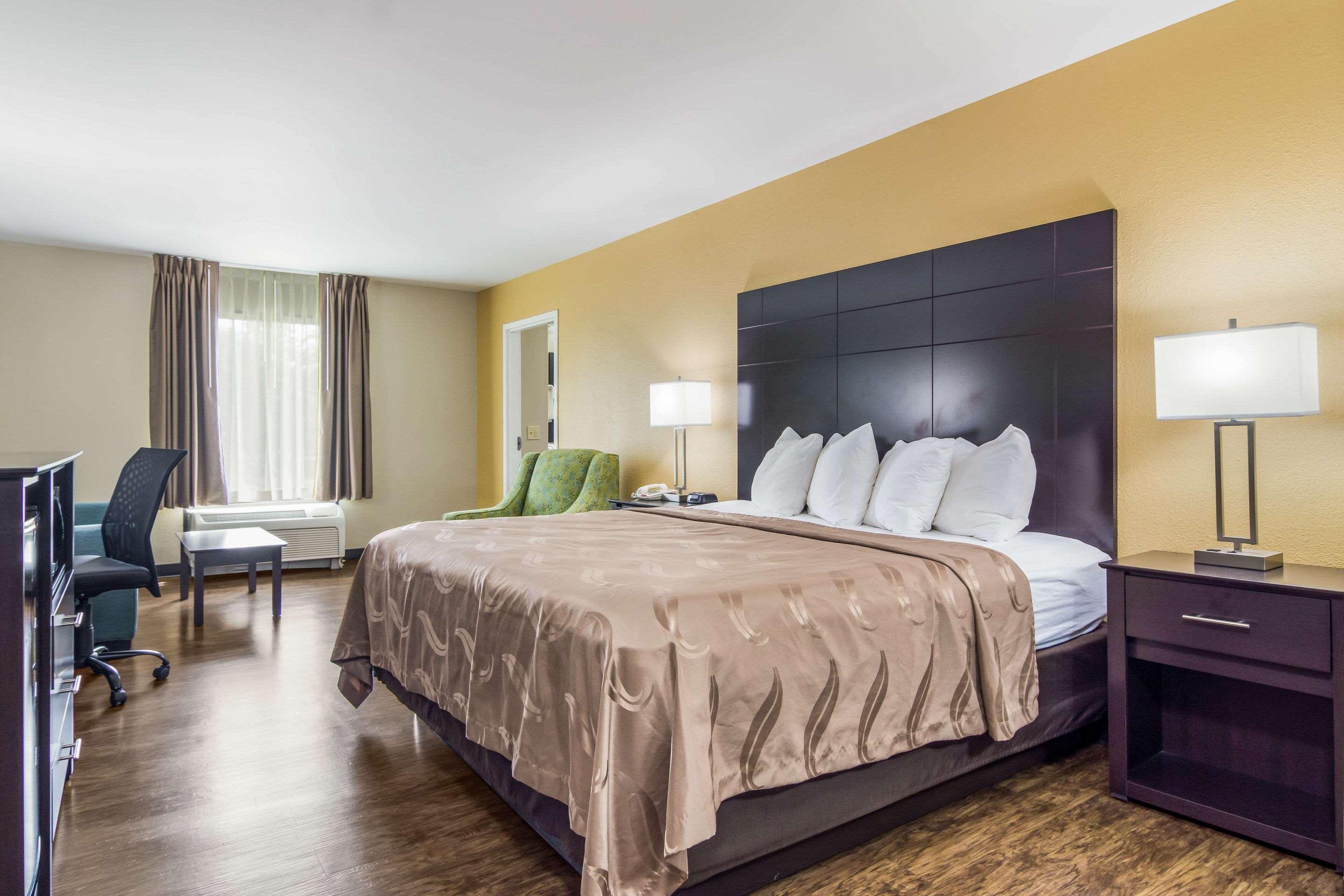 Quality Inn & Suites Canton, Ga Eksteriør billede